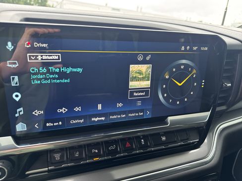 Certified 2025 Chevrolet Silverado 3500 High Country w/ Technology Package AWD/4WD image 12