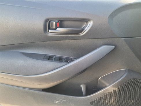 Used 2024 Toyota Corolla LE image 24