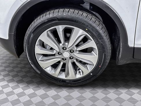 Used 2020 Buick Encore Preferred image 32