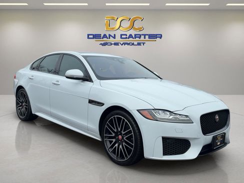 Used 2020 Jaguar XF Checkered Flag image 4