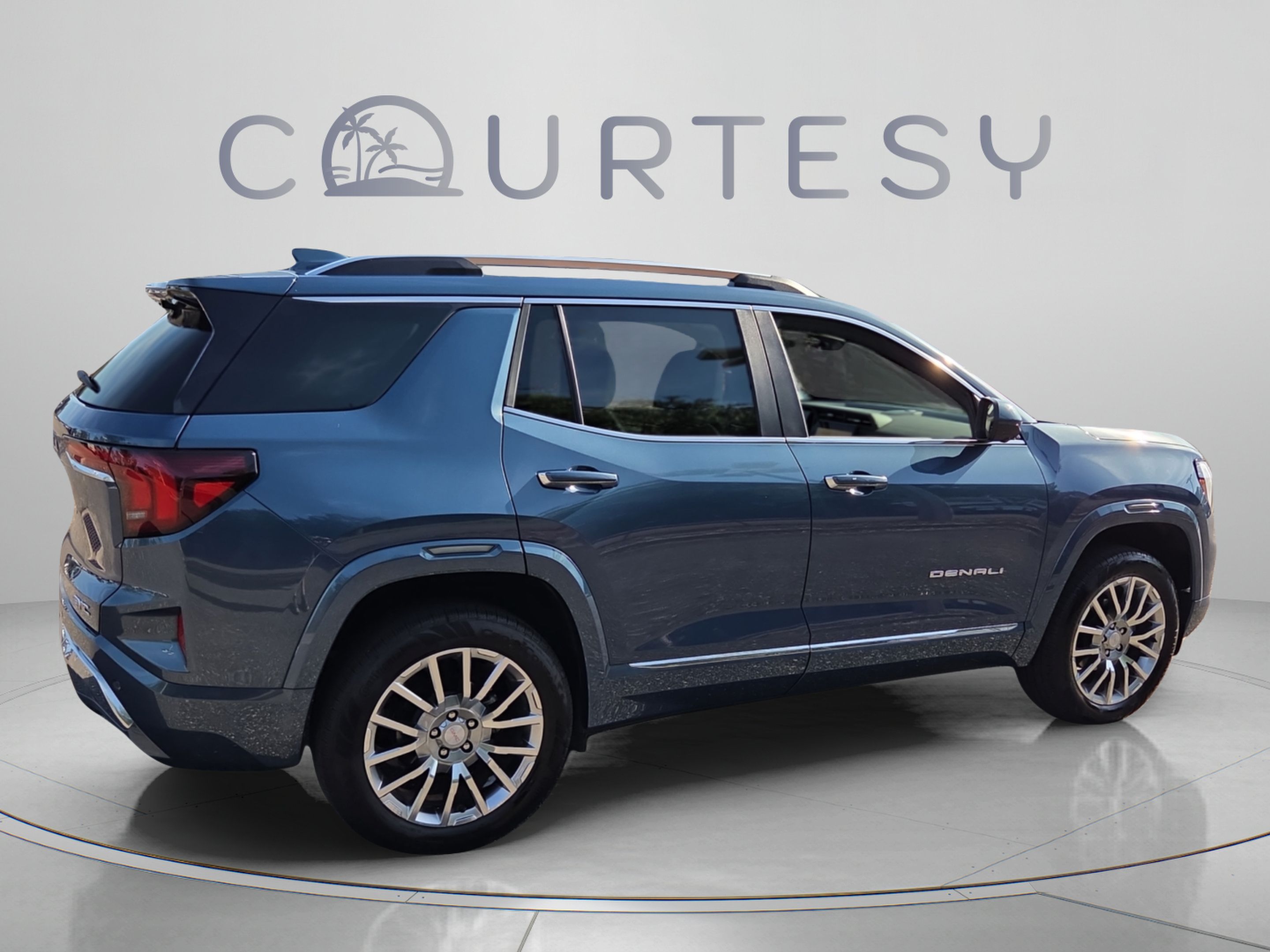 Used 2026 GMC Terrain Denali AWD/4WD image 6