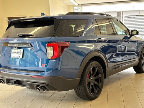 Used 2020 Ford Explorer ST w/ ST Street Pack AWD/4WD image 4