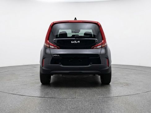 Used 2025 Kia Soul LX w/ LX Technology Package FWD image 7