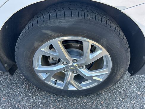 Used 2019 Chevrolet Equinox Premier FWD image 39