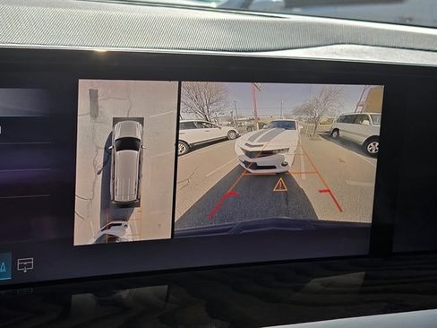 Used 2025 Cadillac Escalade Sport Platinum w/ LPO, ONYX Package image 11