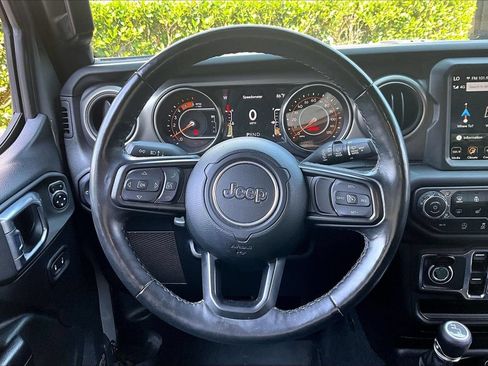 Used 2021 Jeep Wrangler Unlimited Sport AWD/4WD image 10
