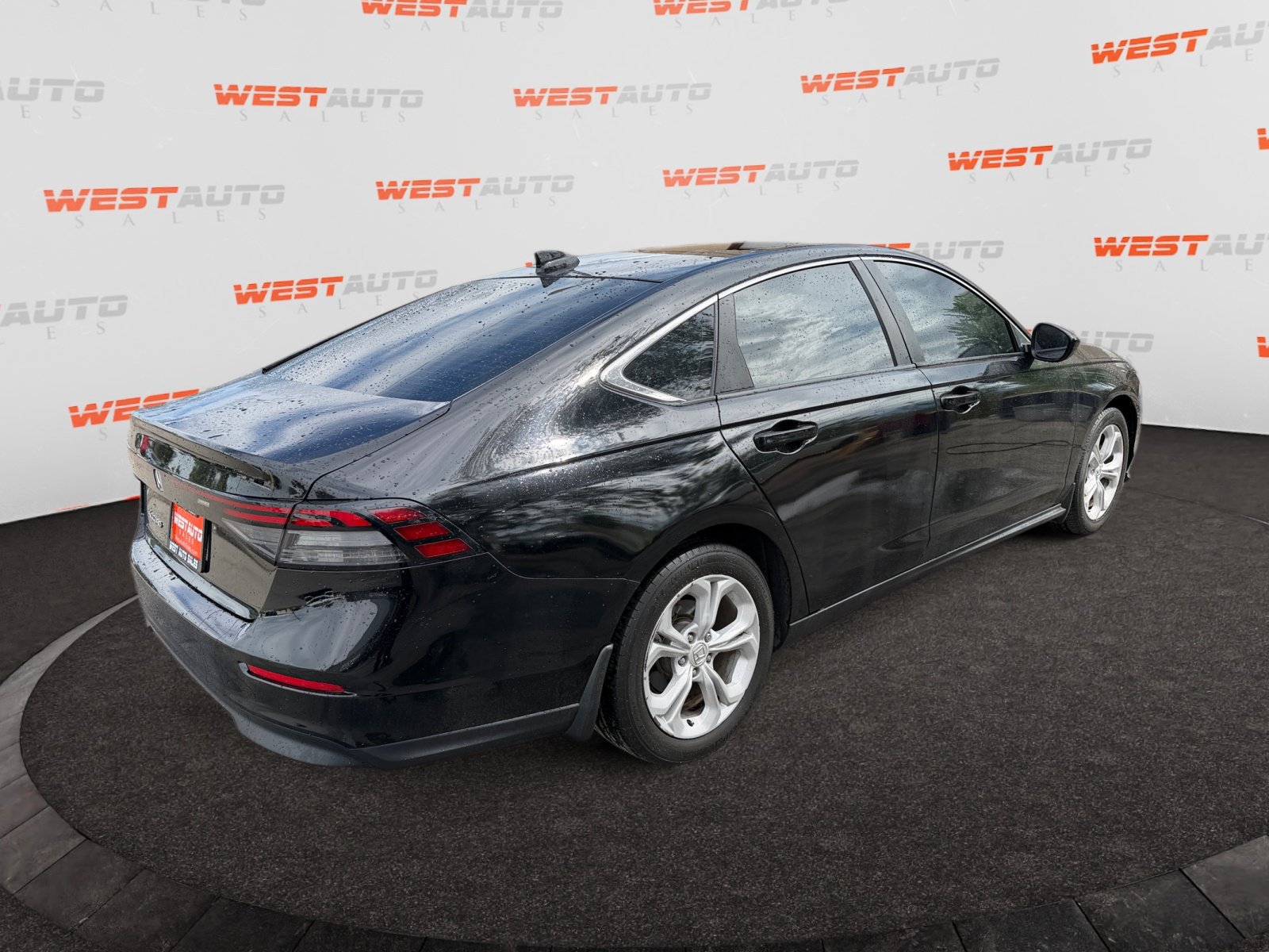 Used 2023 Honda Accord LX image 5