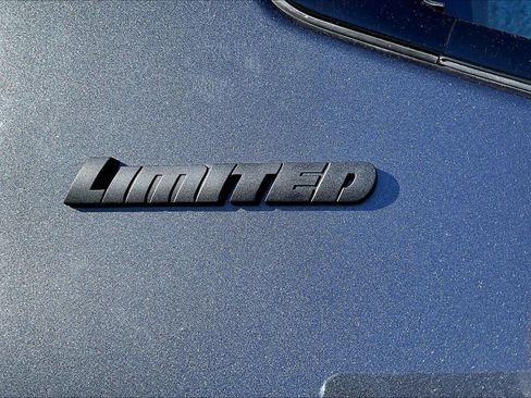 Used 2024 Toyota Tundra Limited w/ TRD Off-Road Package AWD/4WD image 33