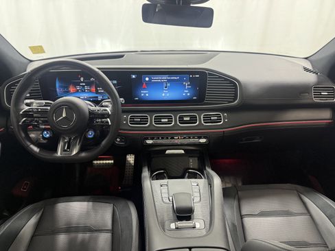 Used 2025 Mercedes-Benz GLE 53 AMG AMG GLE 53 image 15