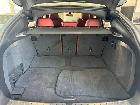 Used 2025 BMW X4 xDrive30i w/ Premium Package image 8