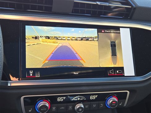 New 2025 Audi Q3 2.0T Premium Plus image 18