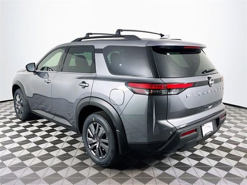 New 2025 Nissan Pathfinder SV image 5
