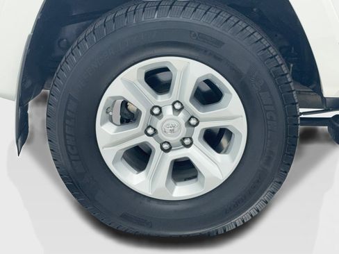 Used 2021 Toyota 4Runner SR5 Premium w/ Moonroof Package image 46