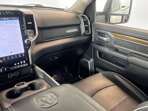 Used 2024 RAM 2500 Laramie image 21