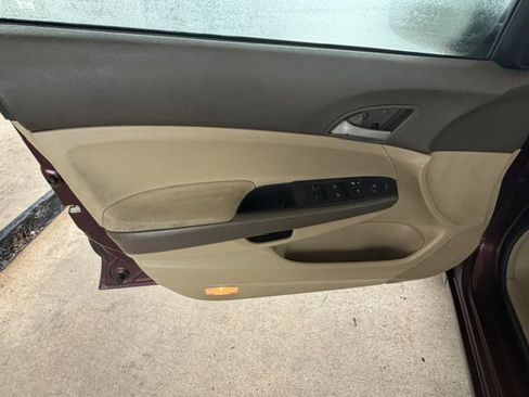 Used 2008 Honda Accord LX-P image 16