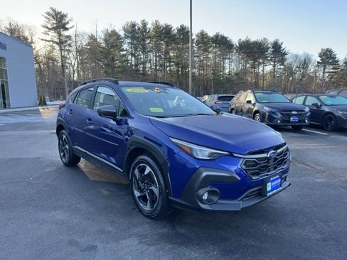 Used 2025 Subaru Crosstrek 2.5i Limited image 3