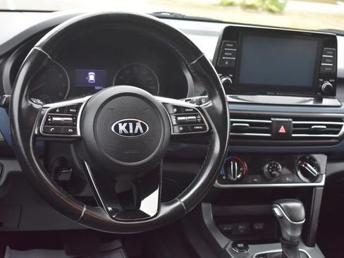 Certified 2021 Kia Seltos S FWD image 18