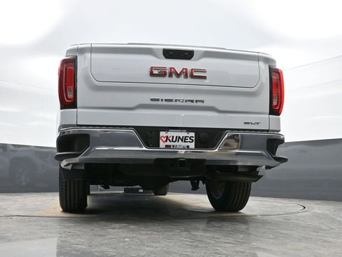 Used 2025 GMC Sierra 1500 SLT image 37