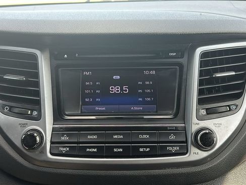 Used 2017 Hyundai Tucson SE w/ SE Popular Package 02 FWD image 23