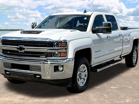 Used 2019 Chevrolet Silverado 3500 LTZ w/ Duramax Plus Package AWD/4WD image 4