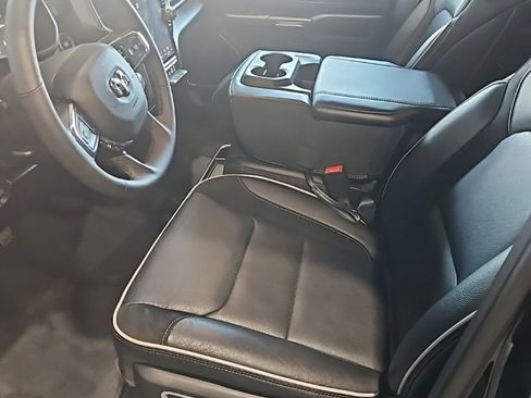 Used 2025 RAM 1500 Laramie image 27