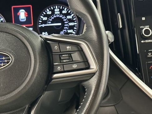 Used 2023 Subaru Ascent Premium w/ Convenience Package image 9