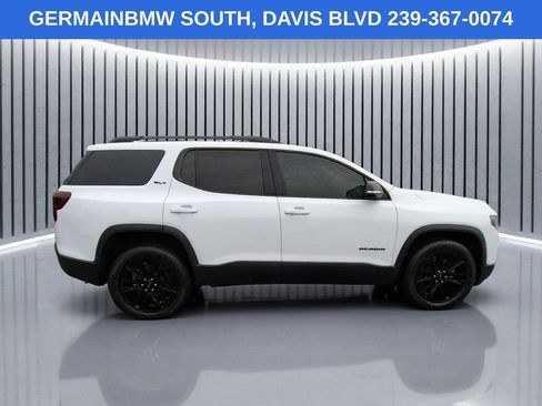 Used 2023 GMC Acadia SLT w/ Elevation Edition FWD image 4