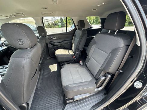 Used 2019 Chevrolet Traverse LT AWD/4WD image 24