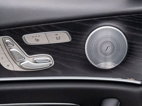 Used 2019 Mercedes-Benz E 300 E 300 image 13