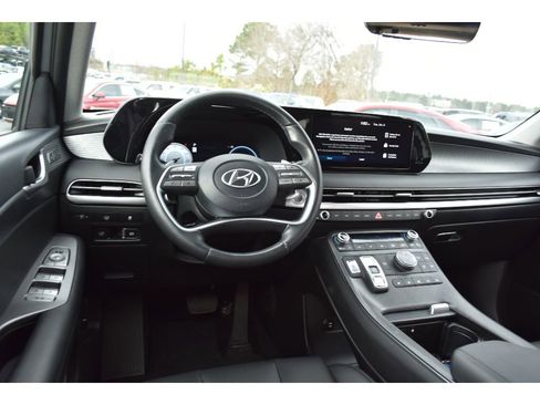 Used 2023 Hyundai Palisade Limited image 13