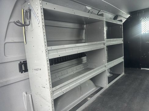 Used 2009 Ford E-250 and Econoline 250 E 250 3dr Cargo Van image 16