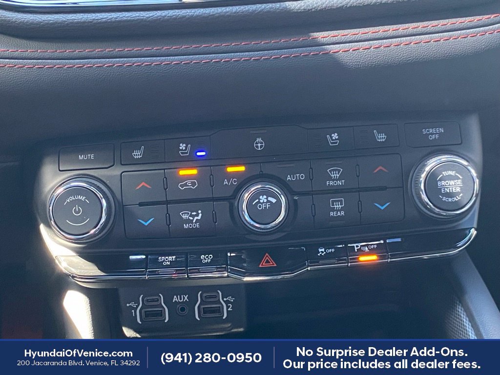Used 2023 Dodge Durango R/T RWD image 14