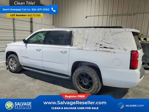 Used 2015 Chevrolet Suburban LT w/ Luxury Package image 3