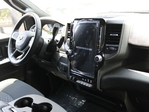 New 2026 RAM 2500 Tradesman AWD/4WD image 19
