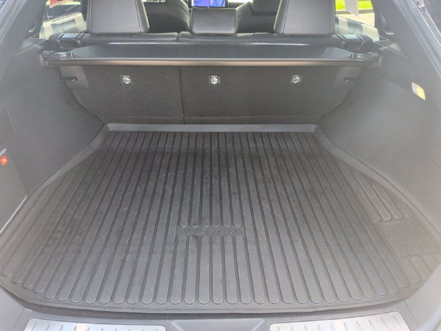 Used 2023 Toyota Venza XLE AWD/4WD image 28