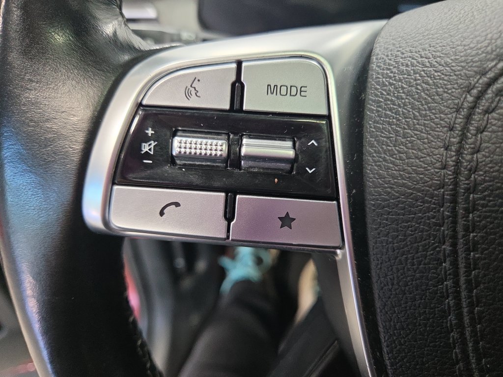 Used 2023 Kia Telluride AWD image 38