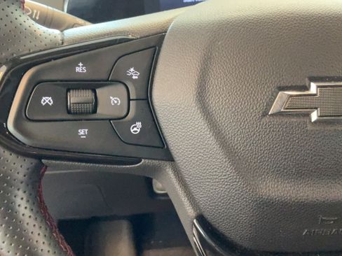 Used 2024 Chevrolet Trax RS w/ Driver Confidence Package FWD image 16