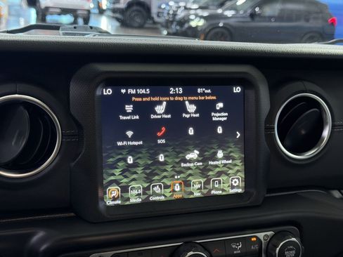 Used 2022 Jeep Wrangler Unlimited Sahara w/ Cold Weather Group AWD/4WD image 20