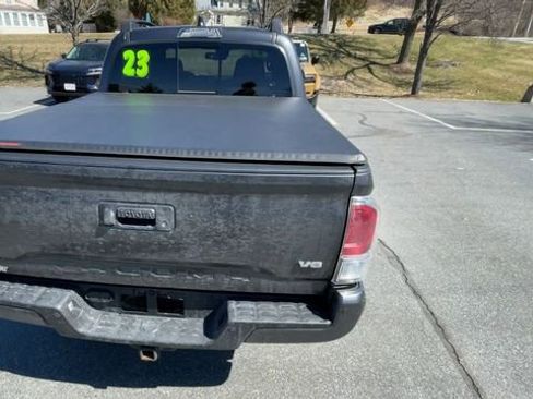 Certified 2023 Toyota Tacoma TRD Off-Road w/ Technology Package image 7