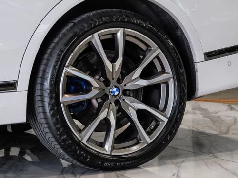Used 2021 BMW X7 M50i w/ Dynamic Handling Package AWD/4WD image 84