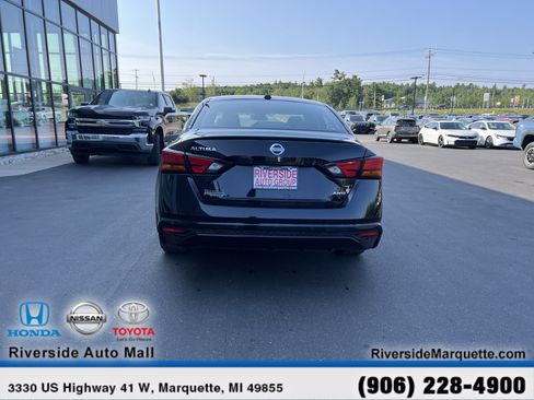 Used 2022 Nissan Altima 2.5 AWD/4WD image 7