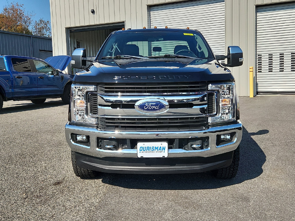 Used 2019 Ford F250 XLT w/ XLT Premium Package AWD/4WD image 2