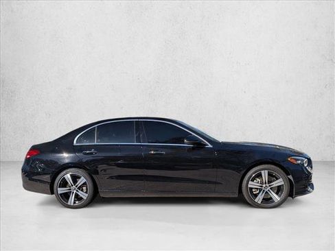 Certified 2022 Mercedes-Benz C 300 Sedan image 4