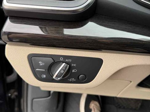 Used 2018 Audi Q5 2.0T Premium Plus w/ Premium Plus Package image 25