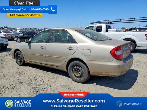 Used 2004 Toyota Camry FWD image 3