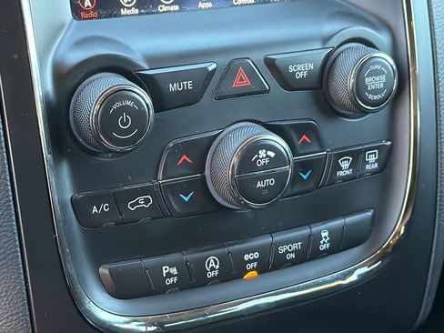 Used 2018 Dodge Durango GT image 25