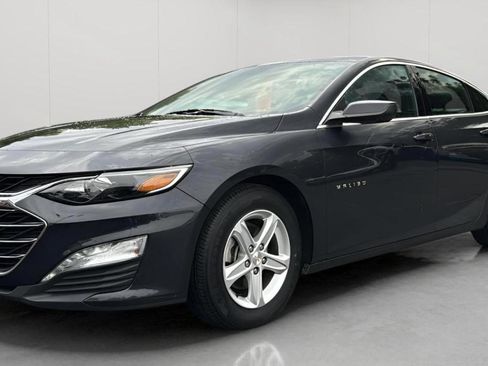 Used 2023 Chevrolet Malibu LT image 9
