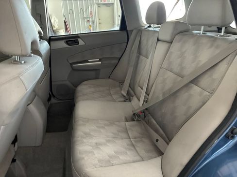Used 2010 Subaru Forester 2.5X AWD/4WD image 16