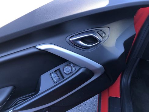 Used 2019 Chevrolet Camaro LT image 11