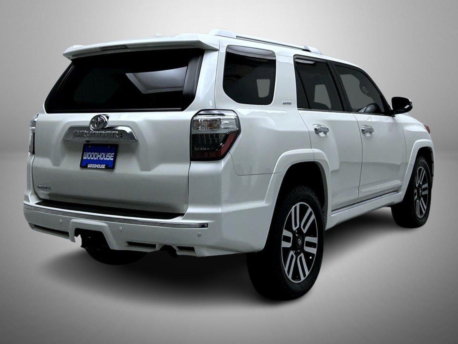 Used 2023 Toyota 4Runner Limited AWD/4WD image 5